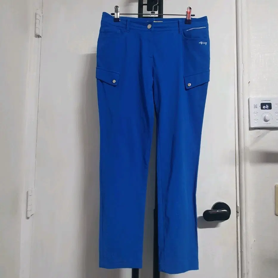28인치 루이까스텔 여성 가을바지 블루