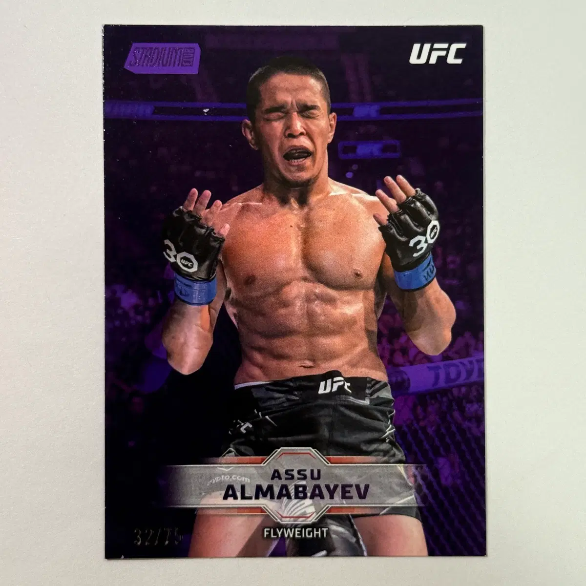 [한정] UFC 플라이급 아수 알마바예프 75한정 스타디움 UFC 카드
