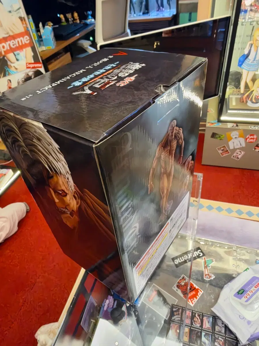 Ichiban Kuji Attack on Titan Armor Titan