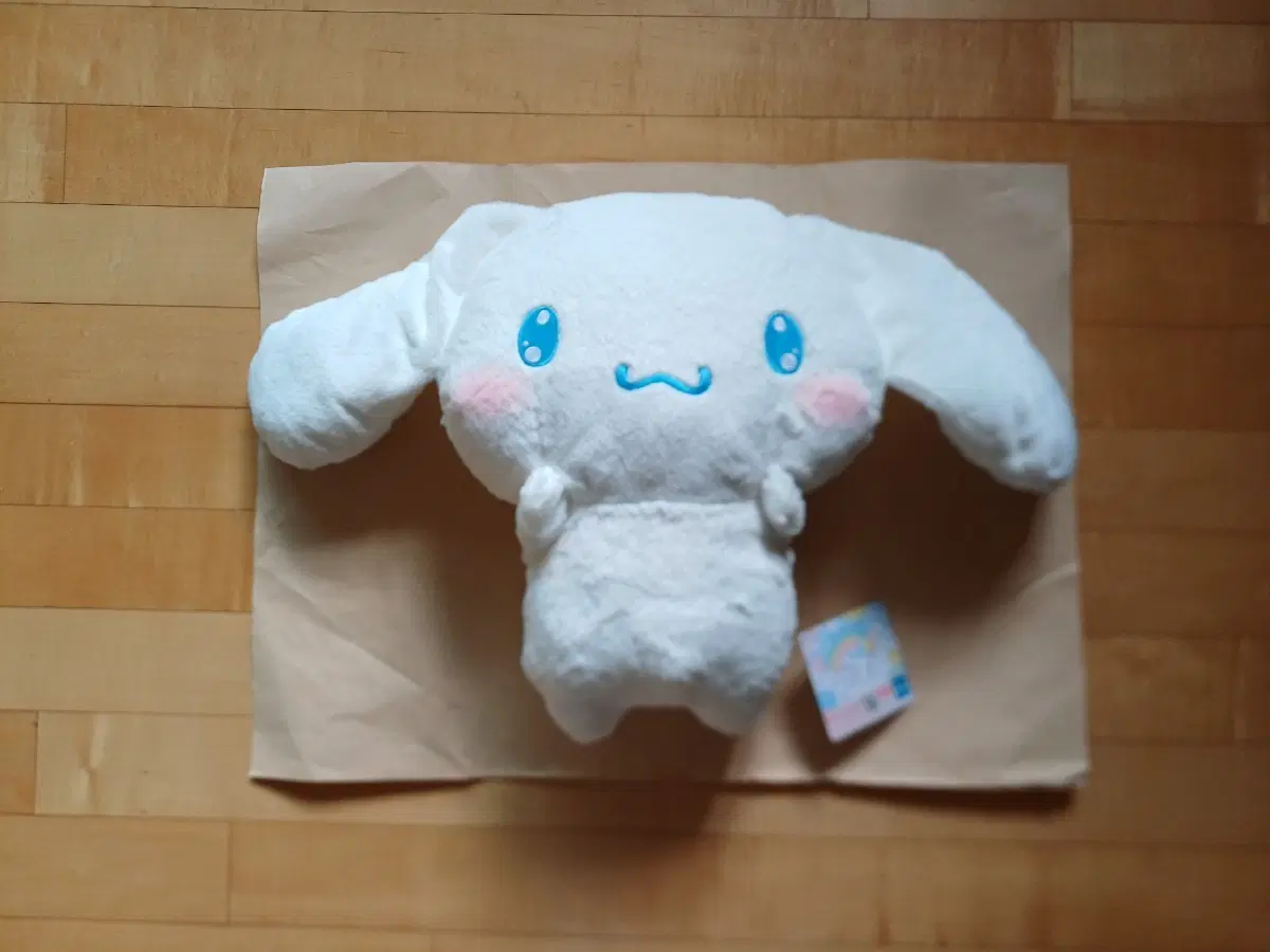 미사용 시나모롤 일본 후류 정품 인형 40cm 판매합니다