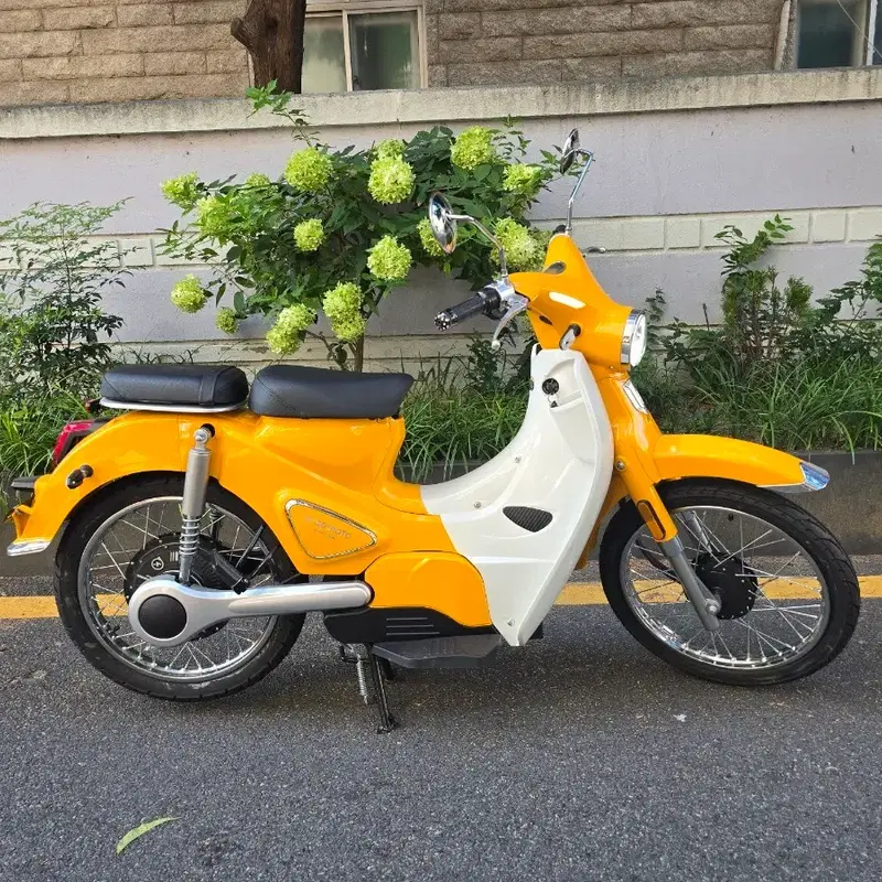 전기 스쿠터 옐로우/화이트