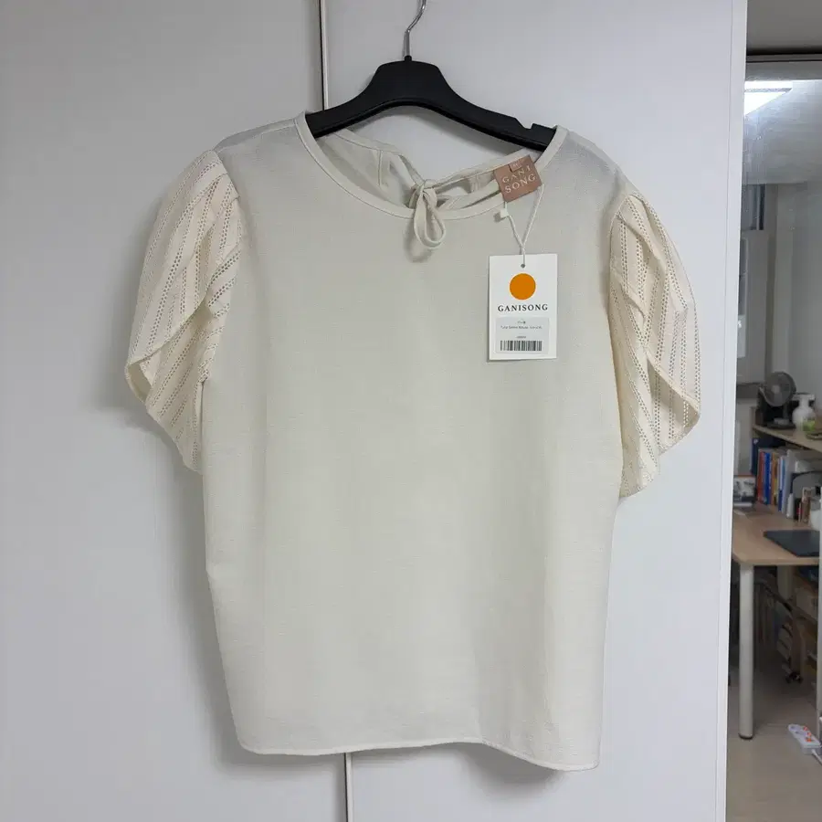 가니송 블라우스 아이보리