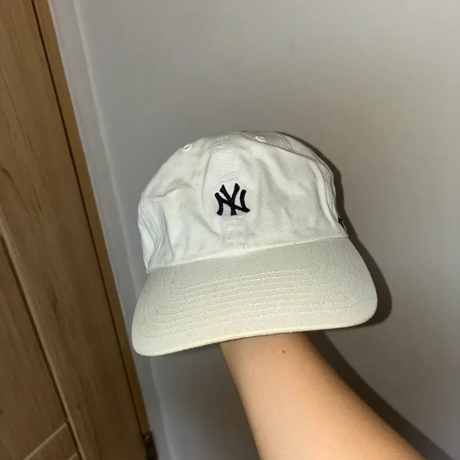 Hat 10
