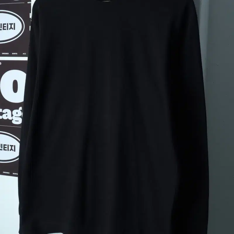 (M-L) 무신사 스탠다드 긴팔티셔츠 롱슬리브 무지 블랙-H39078