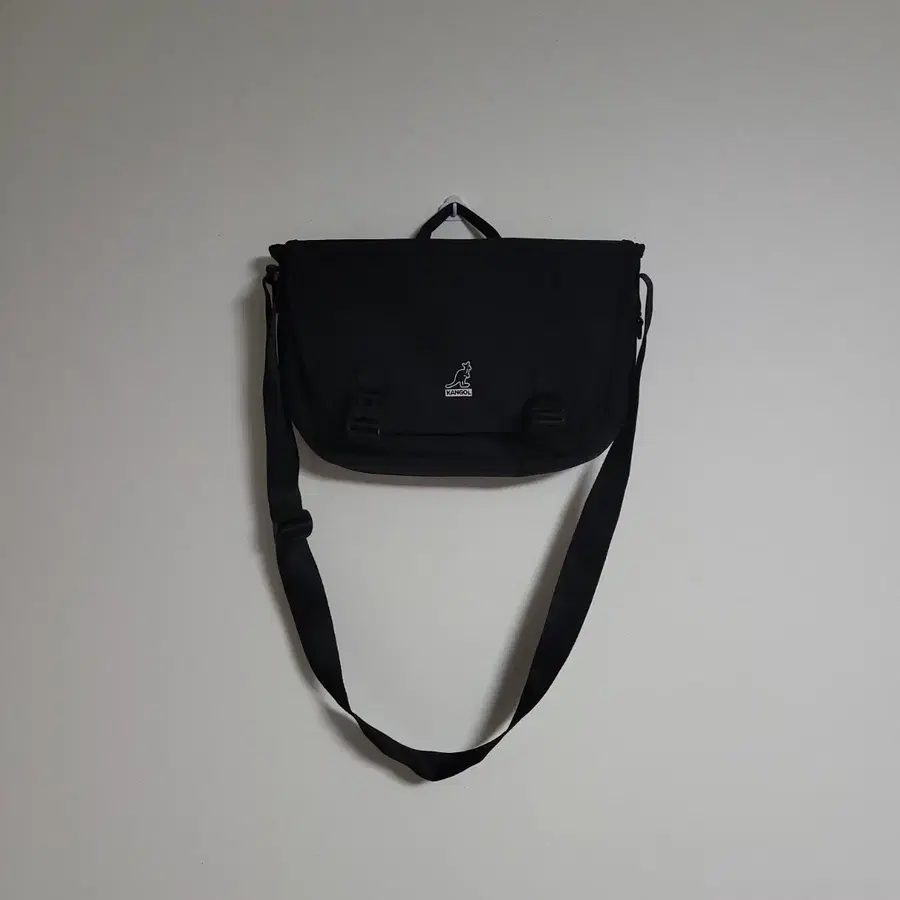 KANGOL 캉골 프라임 메신저백 2