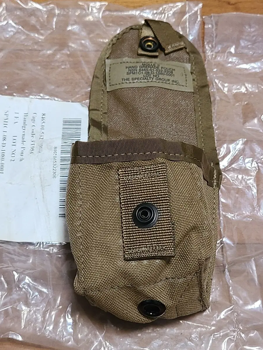 미군 미해병대 오리지날 USMC 코요테브라운칼라 똑딱단추