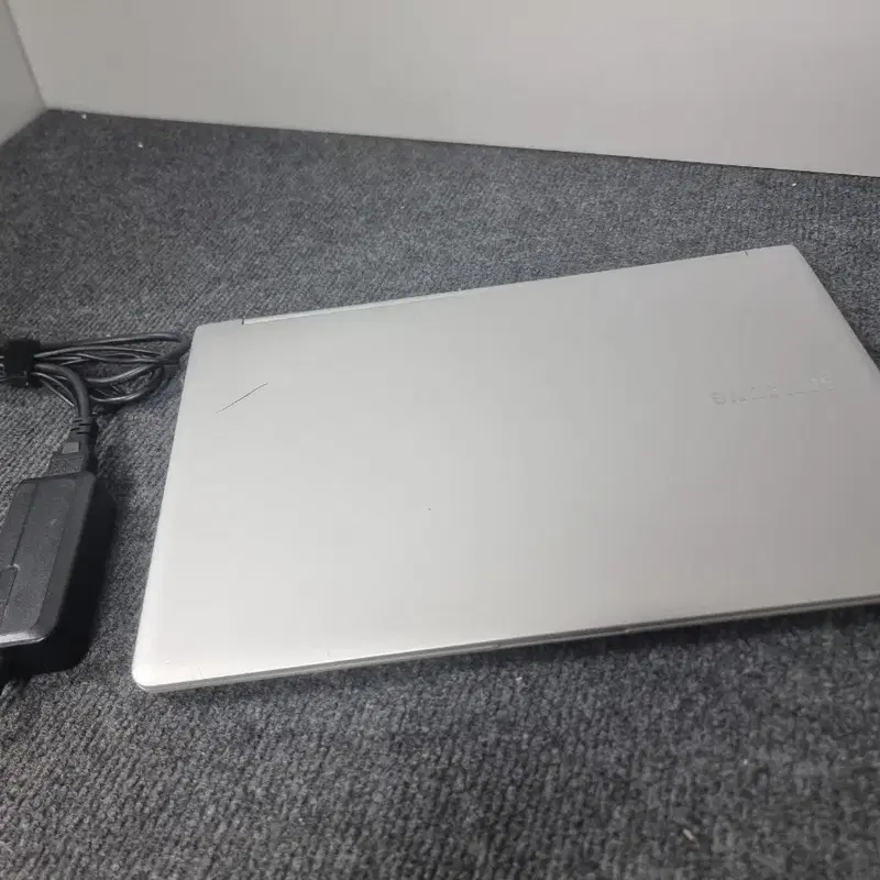 삼성NT 900x 4D 메탈 노트북 팝니다