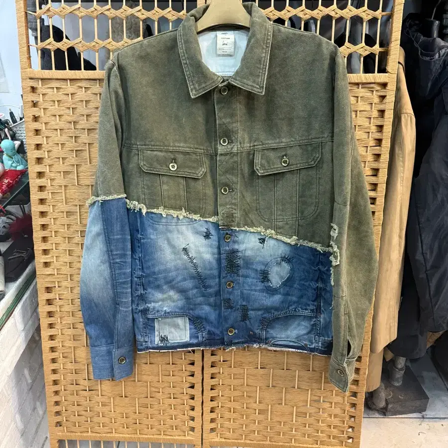 105/18fw 정품 chaunk drklac 데님 자켓 팝니다