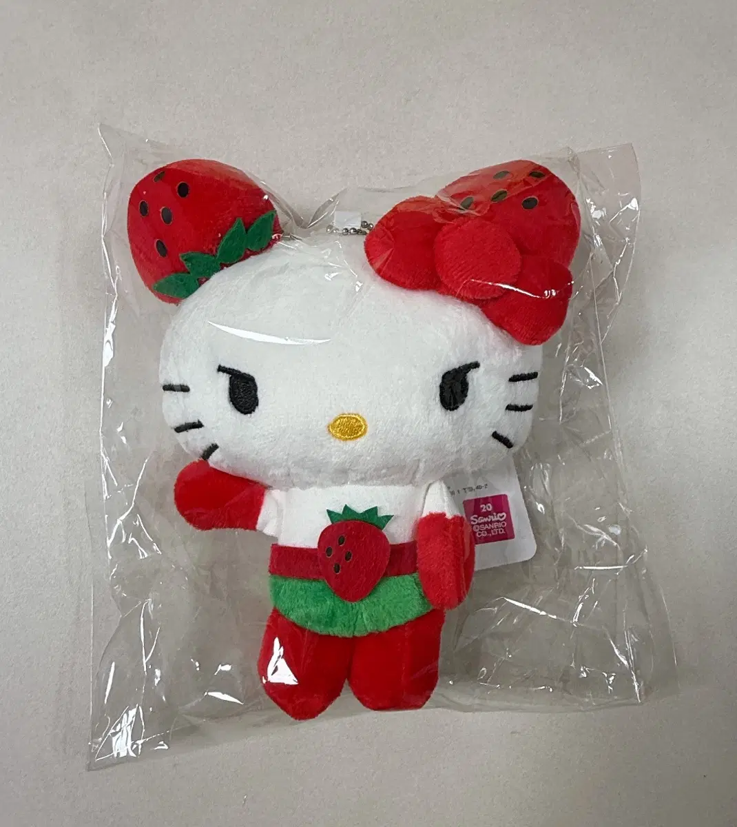 산리오 이치고맨 헬로키티 딸기 마스코트 인형키링