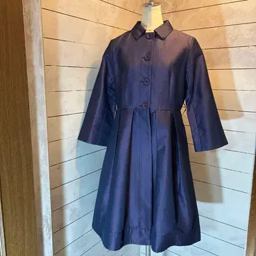 네이비 계열 스프링 코트