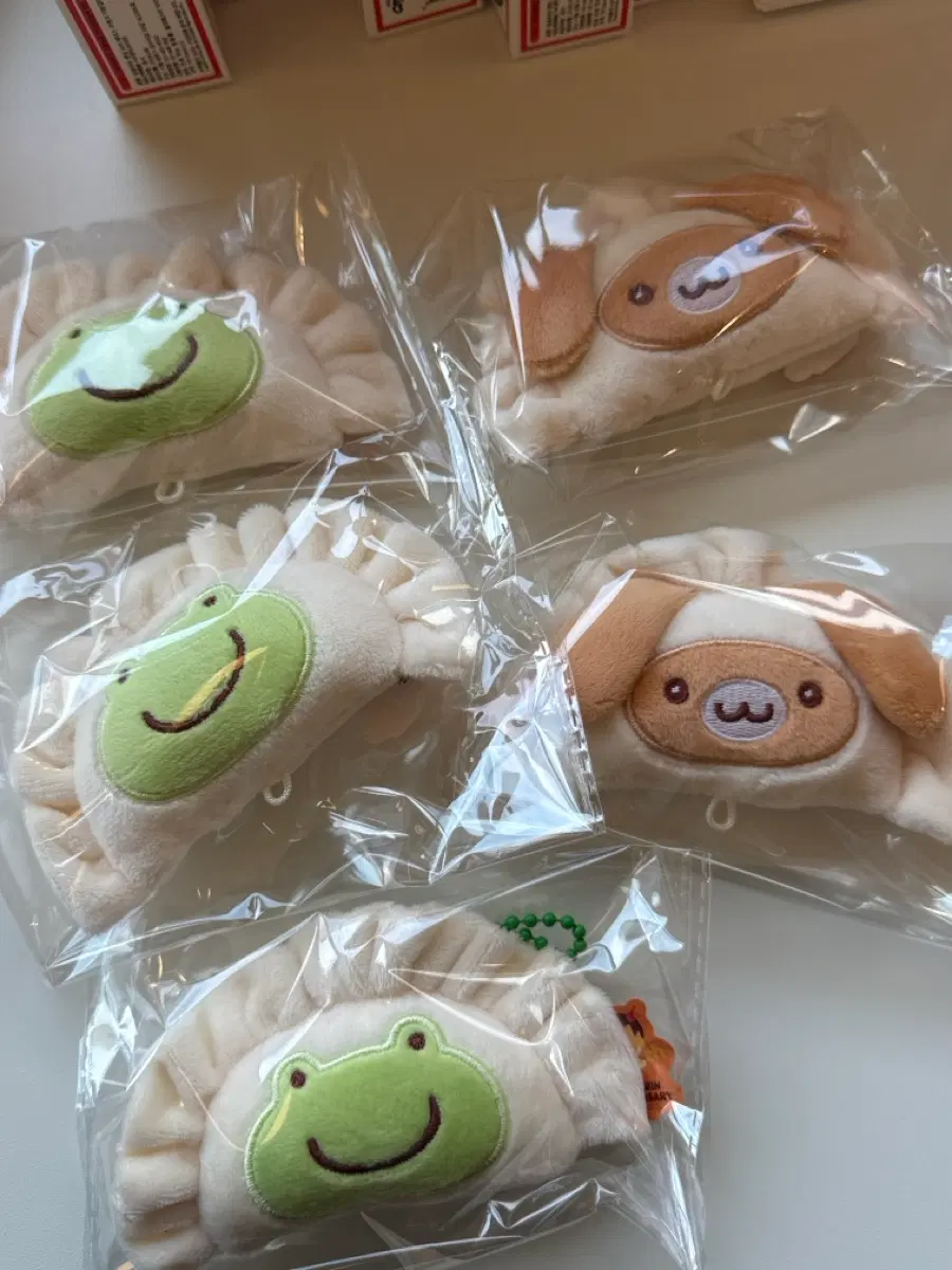 폼폼푸린 와앙만두 교자페이스 판매합니다