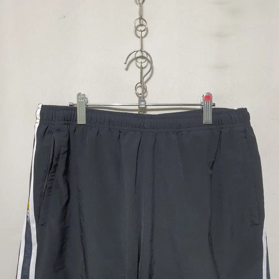 1785) 뉴발란스 남성 반바지 L