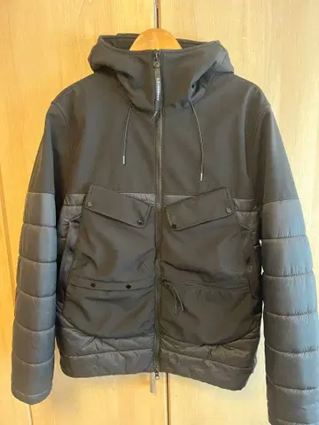 C.P. COMPANY 고글 자켓 블랙