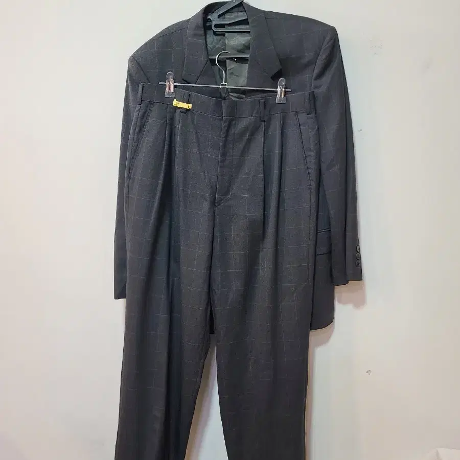 BALMAIN 파리 체크 정장 세트