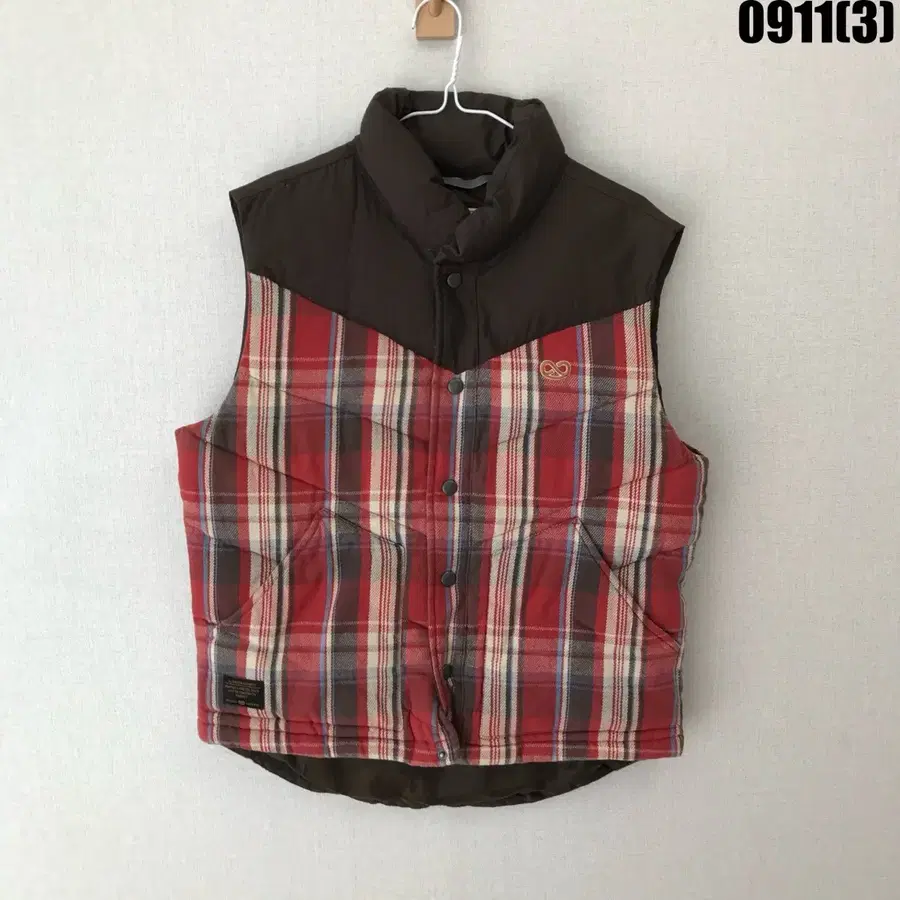 FUBU 체크 패턴 경량 패딩 조끼 L
