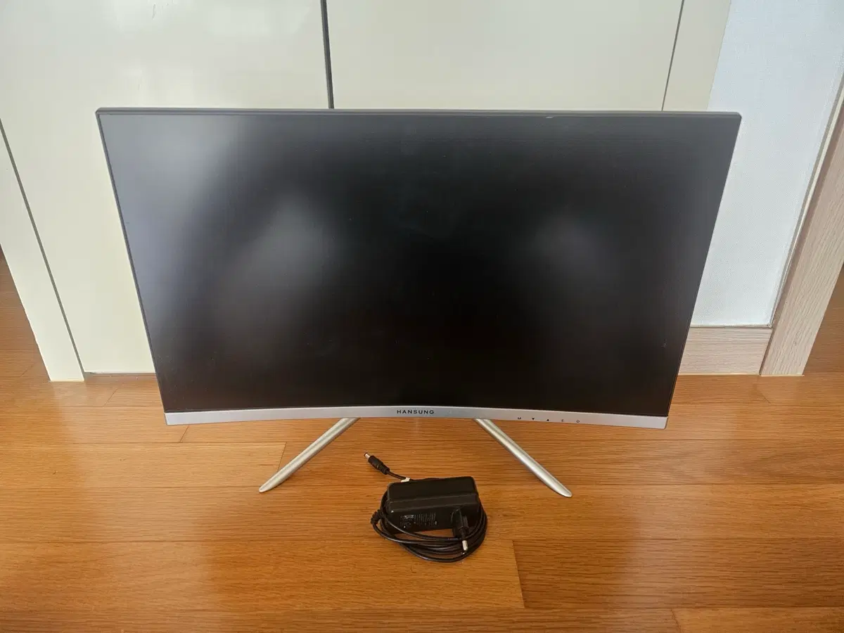 한성 모니터 120hz(21인치)