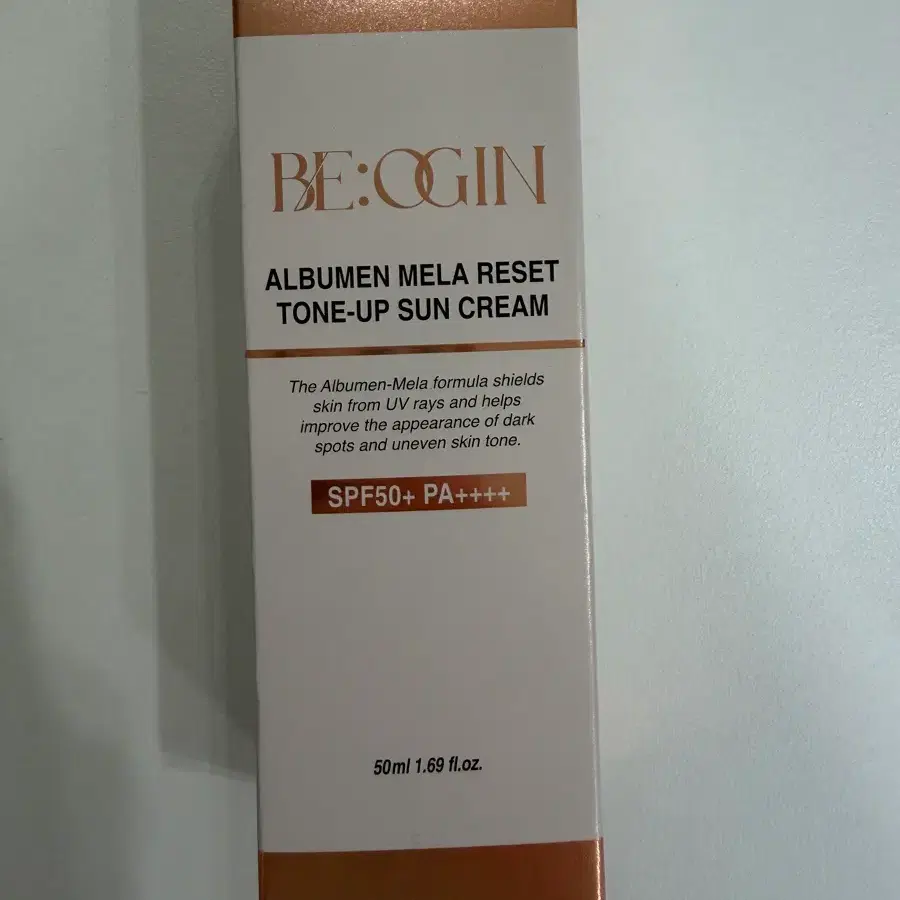 비오진 톤업 선크림 SPF50+ PA++++