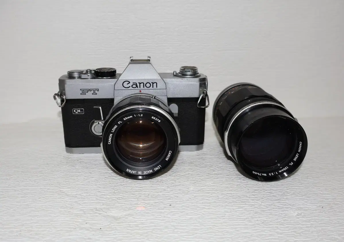 [카메라 NO.1]케논 FT QL 바디와 f 1.2렌즈 / f135mm 2.5 포함 판매