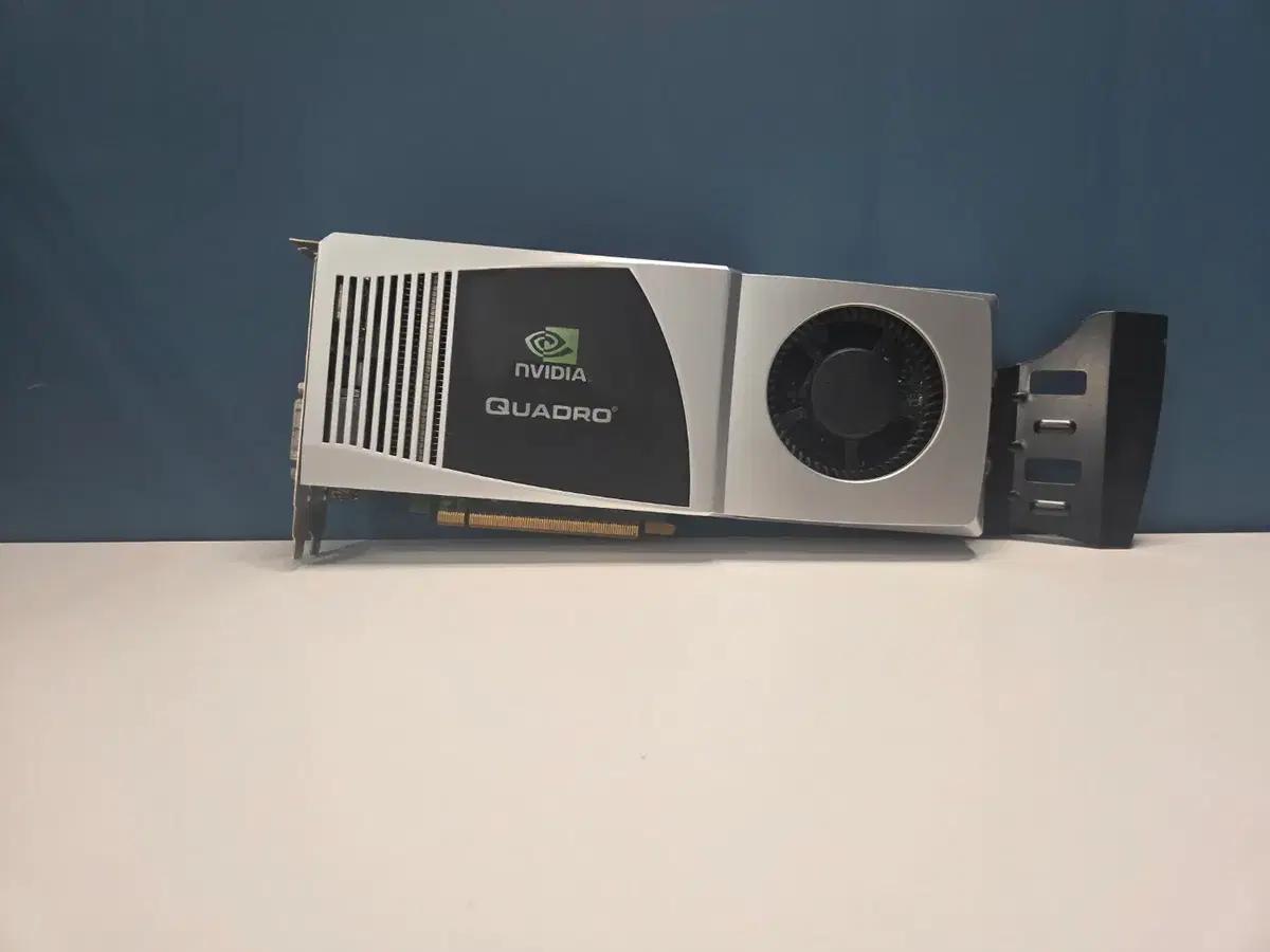 엔비디아 쿼드로 FX4800 판매