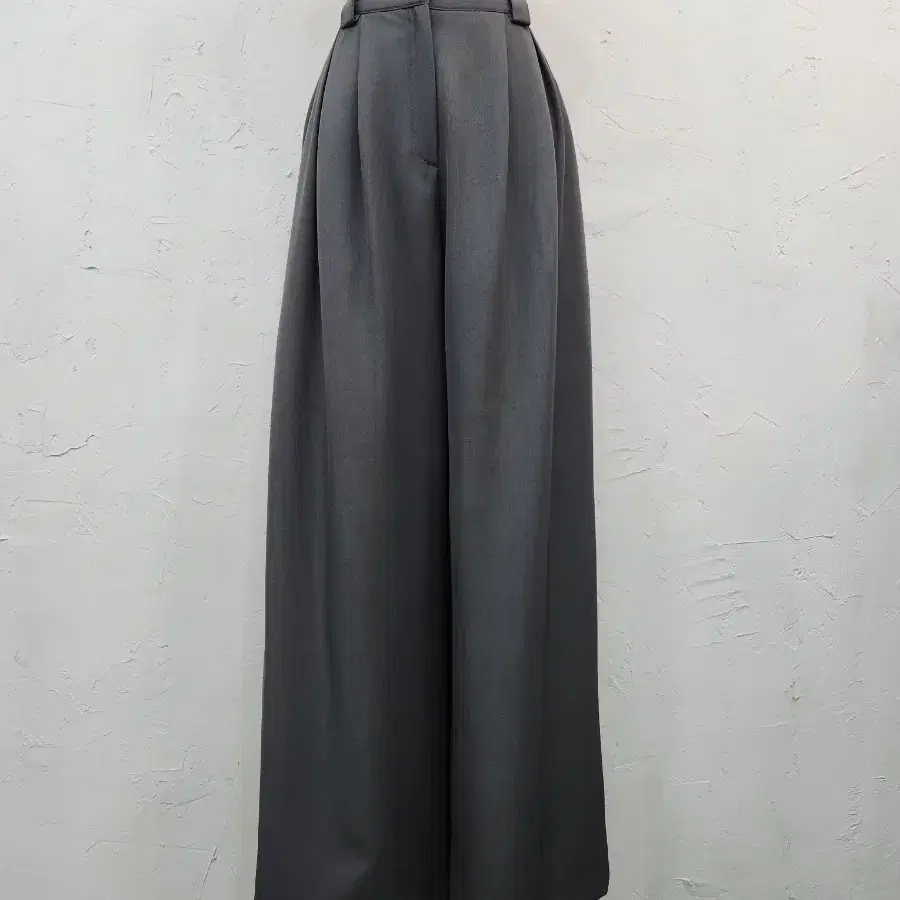 통 넓은 와이드 팬츠 그레이