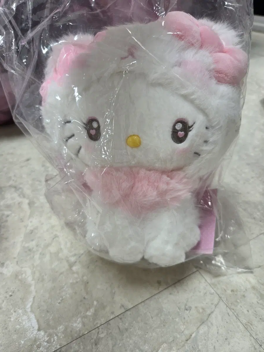 산리오 밀키코네코 키티 누이