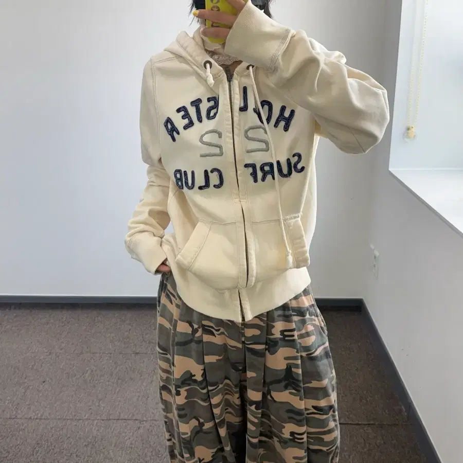 Thisisneverthat 디스이즈네버댓 블랙 맨투맨
