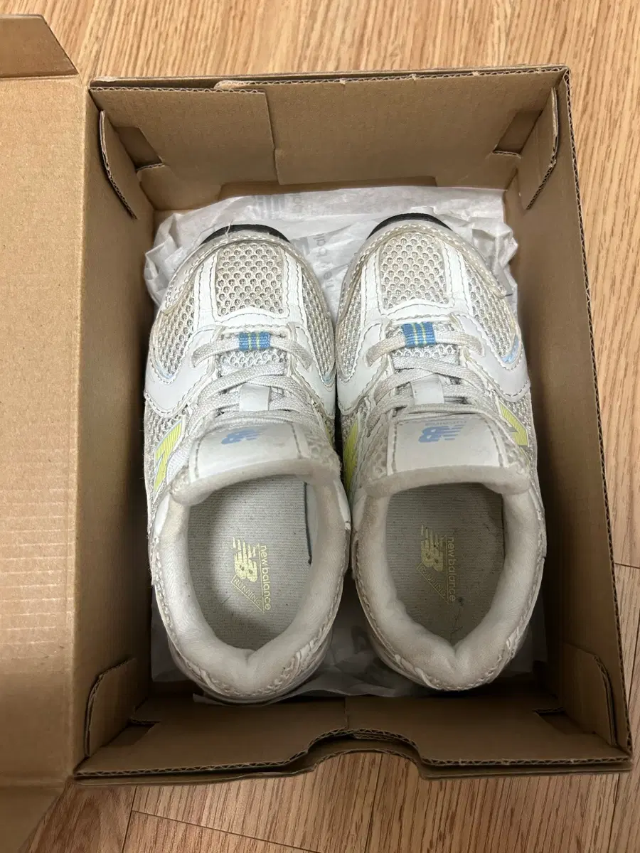 뉴발란스 키즈 IZ530SN 와이드 9 사이즈
