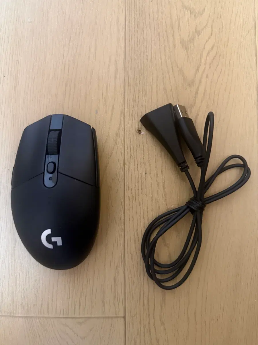 로지텍 G304 Lightspeed 무선 게이밍마우스