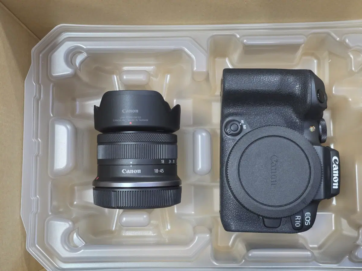 캐논 R10+18-45kit 박품