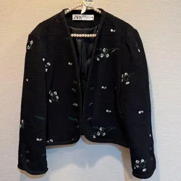 컨디션 최상 ZARA 자수 텍스처 자켓 자수