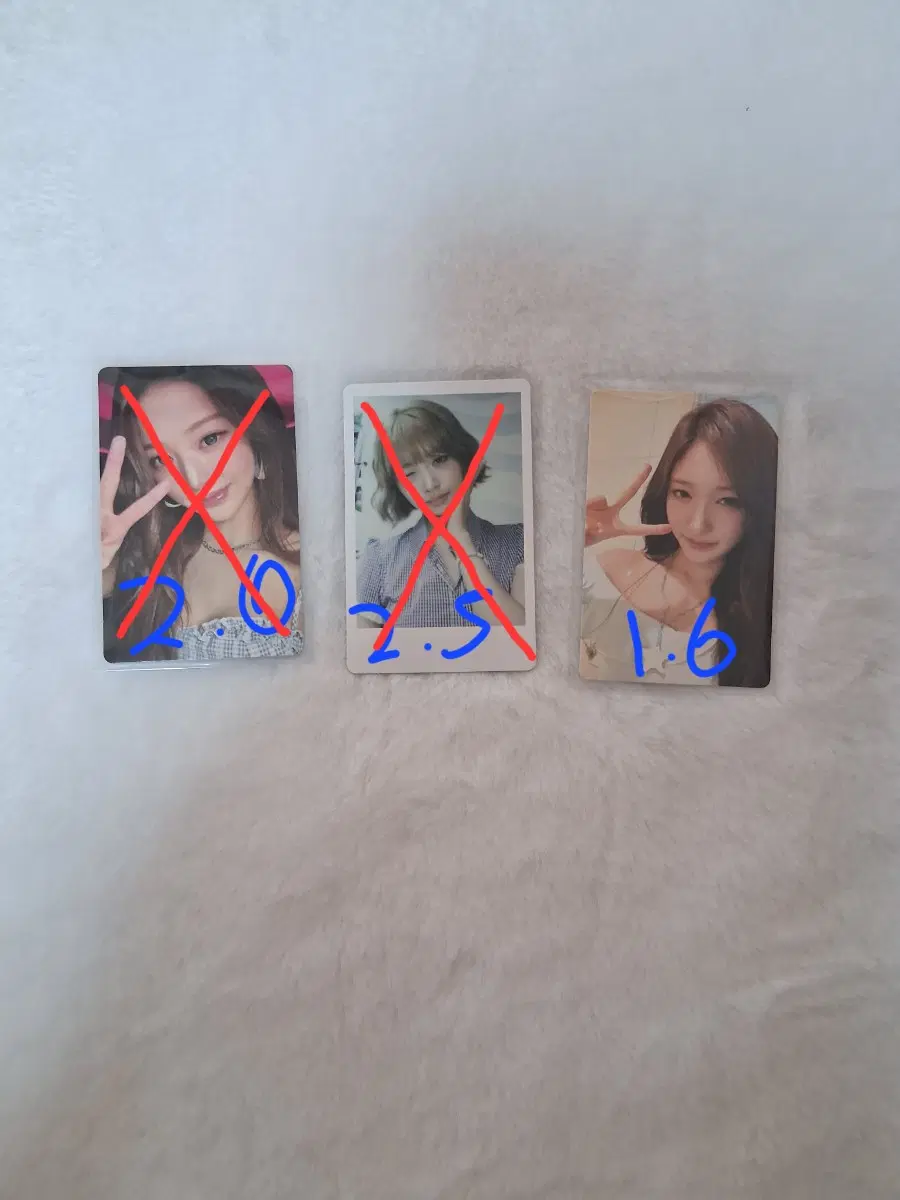 아이브 캐비 착장 뮤지코리아 럭드 포카 판매,교환(교환은 리즈만 받음)개별판매 가능