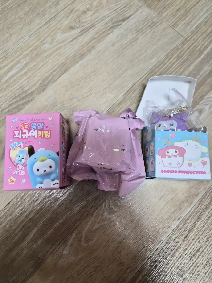 일괄)산리오 콩알/라이팅 피규어 키링
