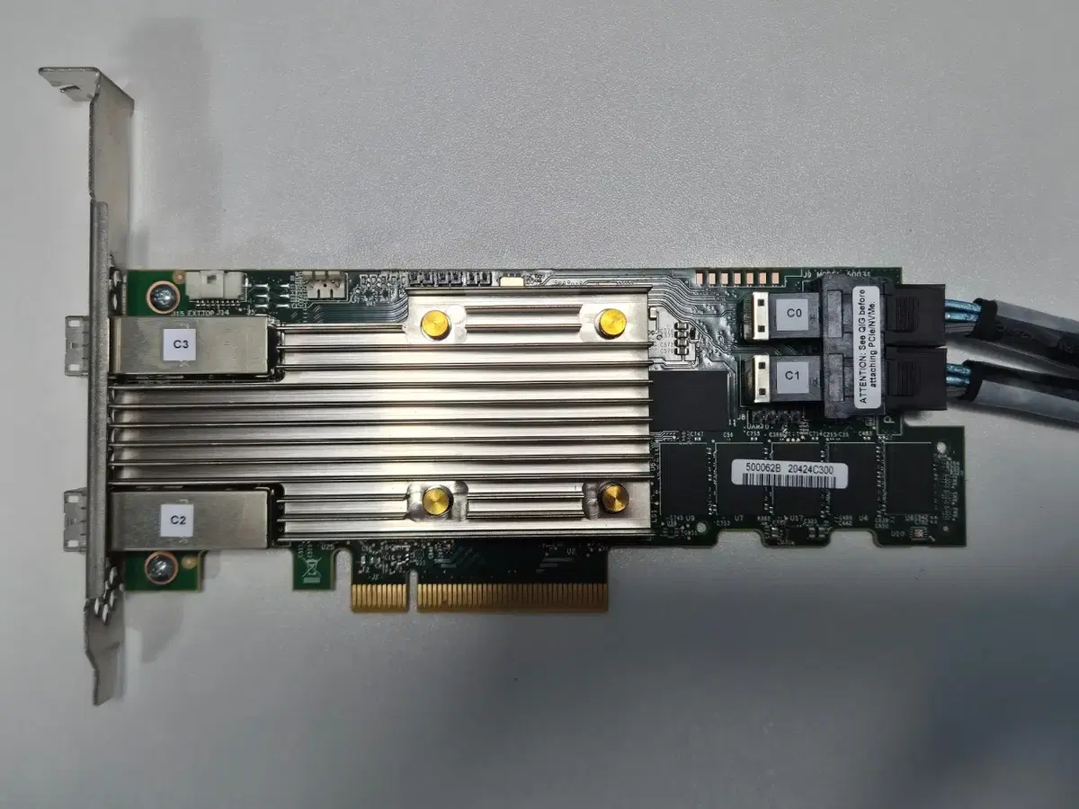 LSI MegaRAID 9480-8i8e 16포트 Tri-Mode RAID 컨트롤러 케이블 포함