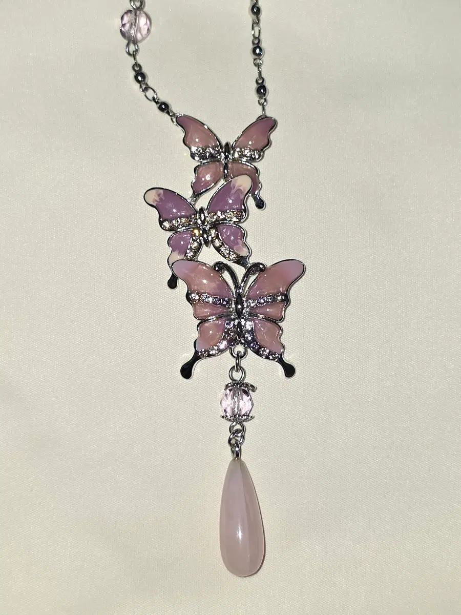 안나수이 triple butterfly drop long necklace