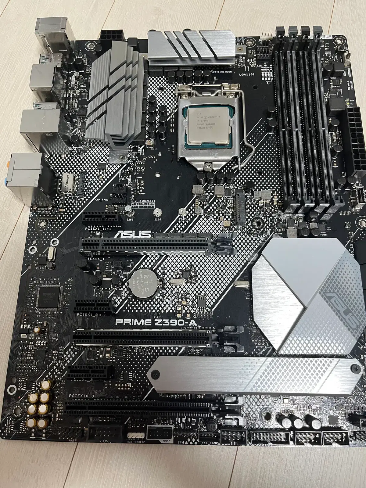 Asus Prime Z-390-A + Intel i7 9700k