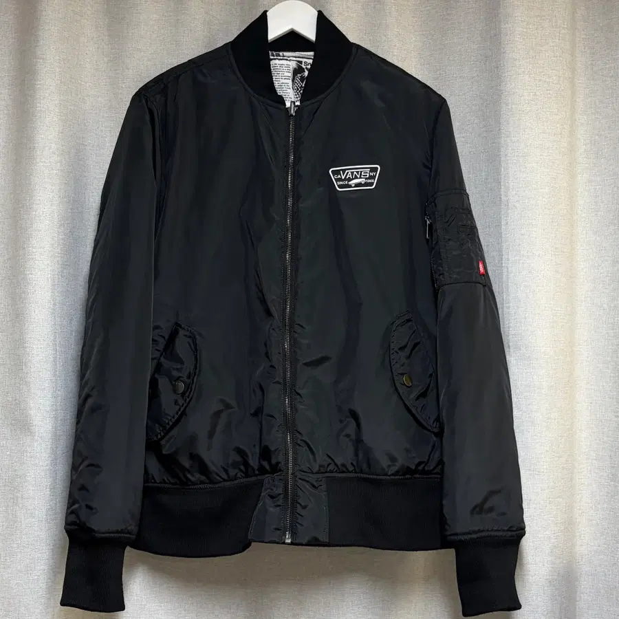 VANS 반스 양면 리버시블 MA-1 봄버 항공점퍼 L