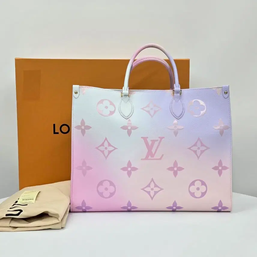 루이비통 [ 새상품 ] LV 선라이즈 파스텔 온더고 토트백 GM 사진 1