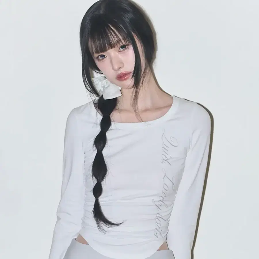 일리고 슬림 셔링 롱슬리브