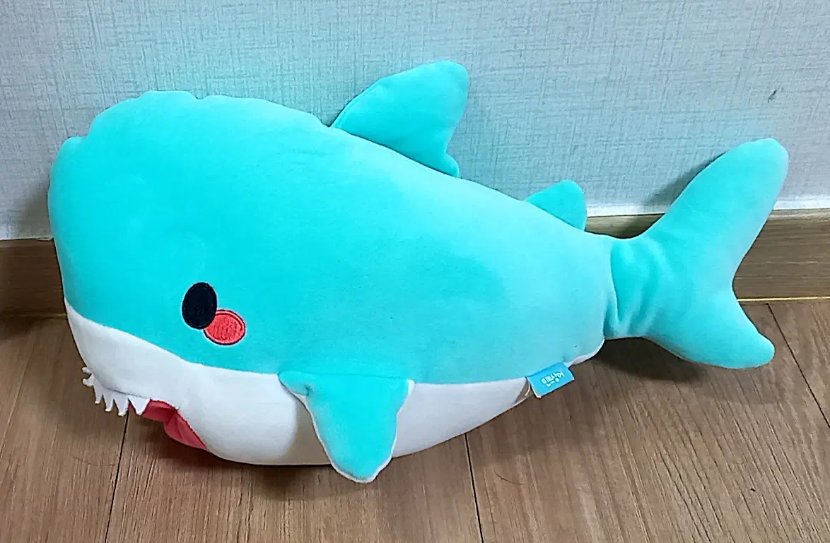 민트 상어 봉제 인형 38 cm