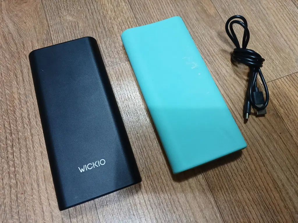 WICKIO CRB008 20000mAh 대용량 보조배터리 20년1월산