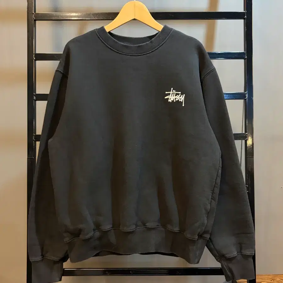 [95-100 (S)] 스투시(Stussy) 백로고 기모 맨투맨 (블랙) 7.5