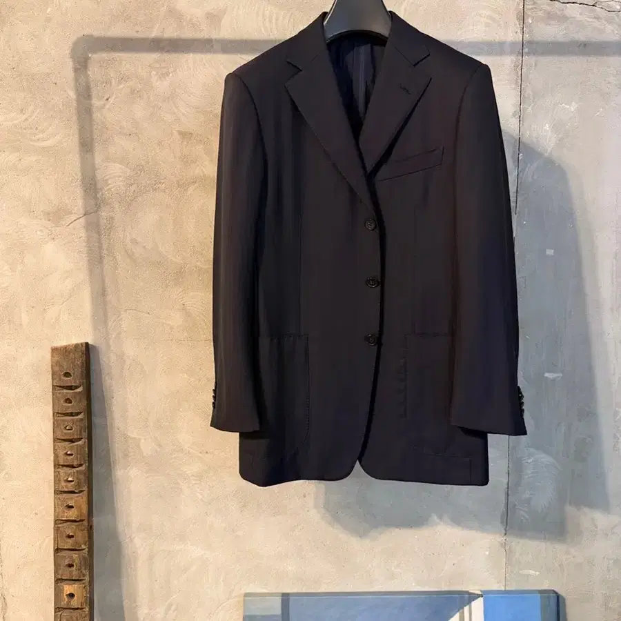 에르메네질도 제냐 네이비 블레이저 남성100