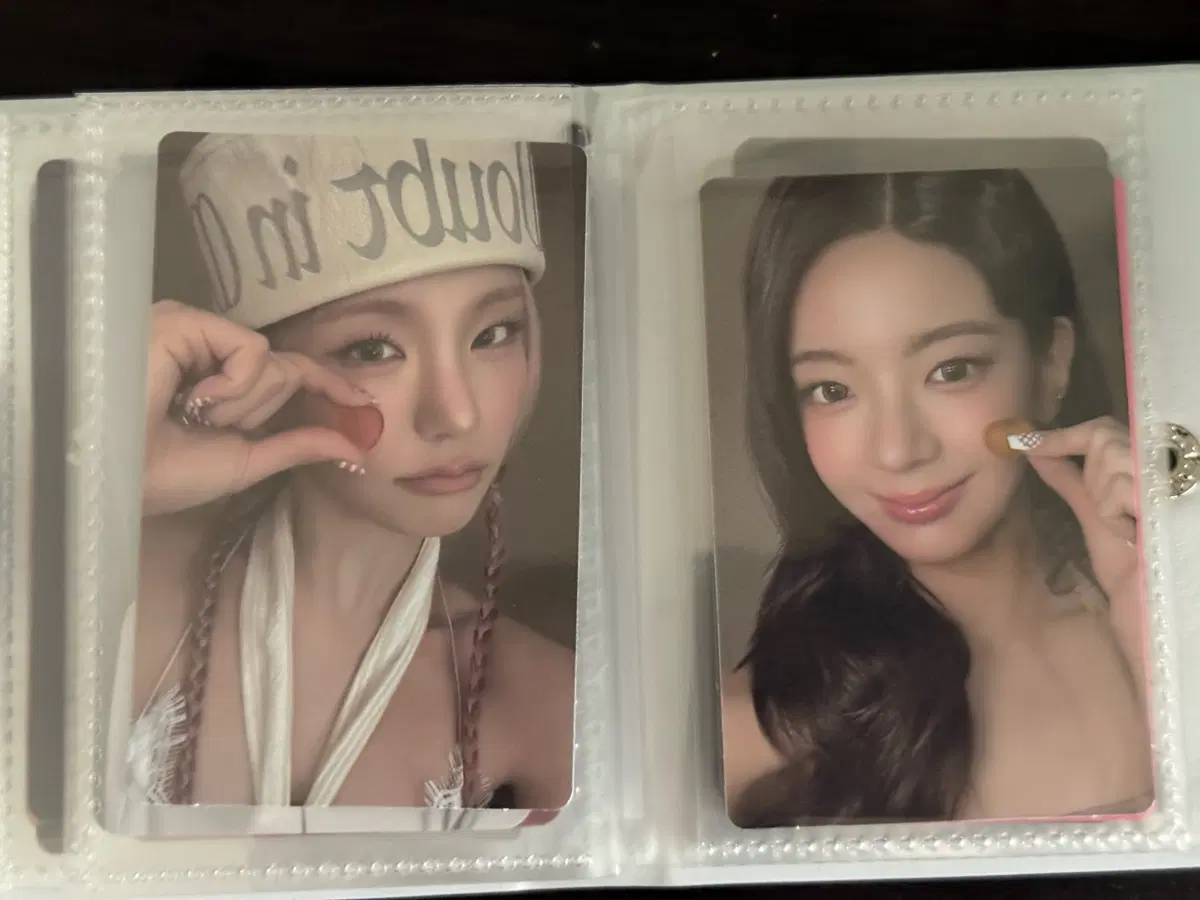 ITZY MOTTO 전자앨범 리아+예지 포카