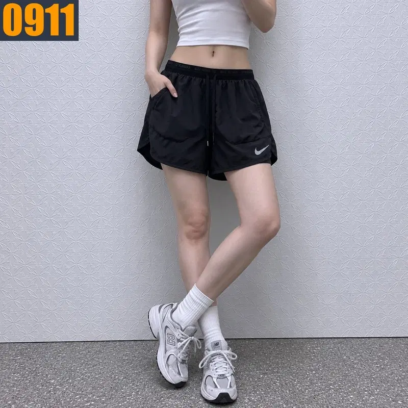 NIKE 나이키 러닝 스우시 블랙 밴딩 쇼츠