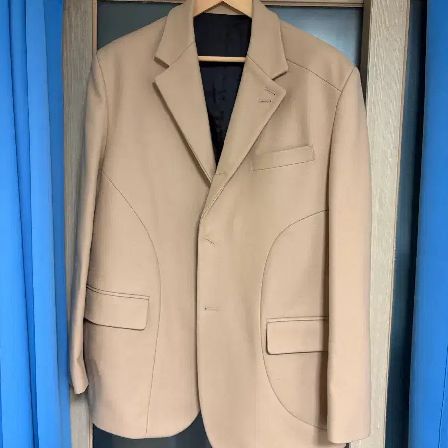 STU 20fw 커브드 블레이저 베이지 L사이즈