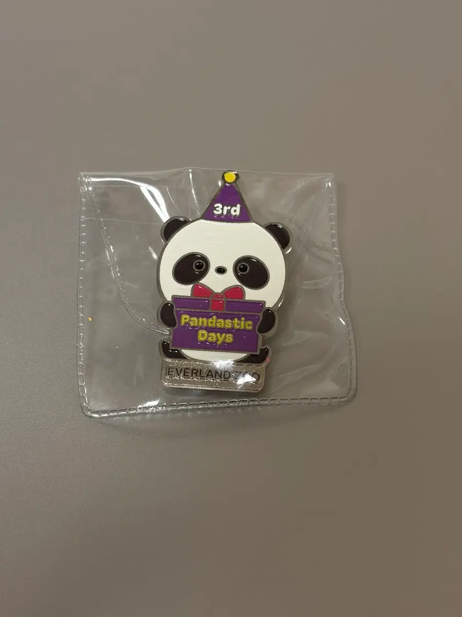 에버랜드 푸바오 3살 생일 뱃지