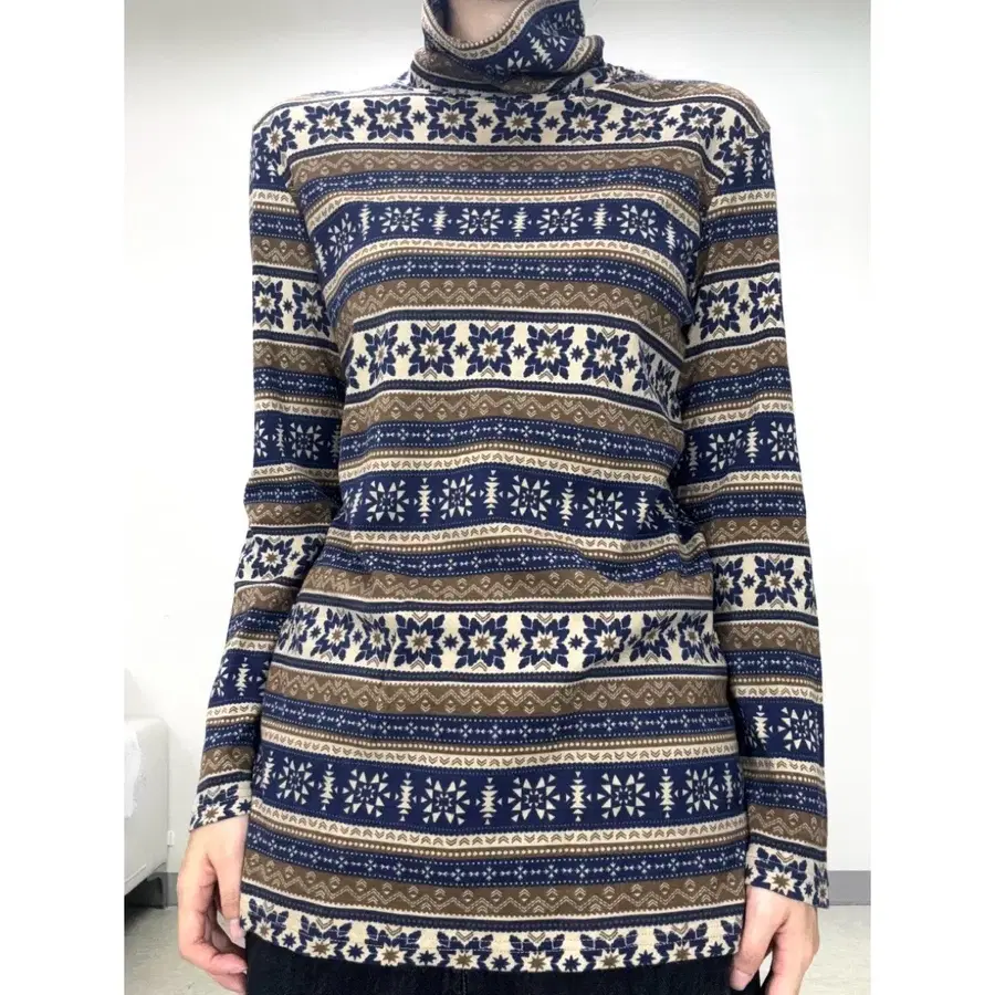 일본빈티지 네이비 브라운 히피 노르딕 터틀넥 롱슬리브 이너