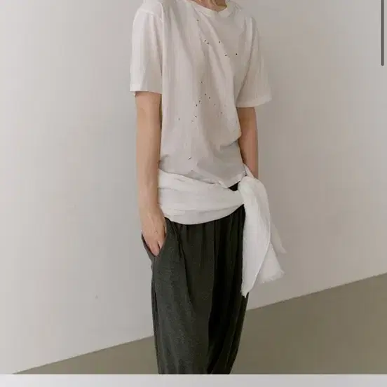 hwae 화애 데미지 티셔츠 DAMAGE T-SHIRT white