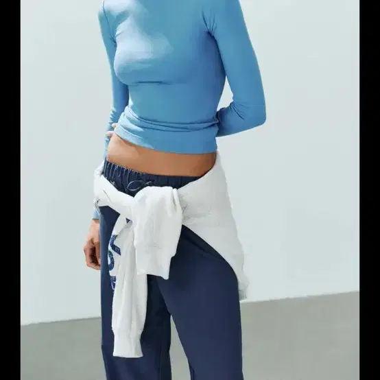 자라 보트넥 티셔츠 블루