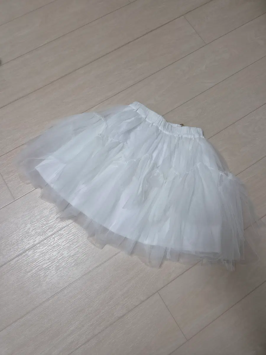 120 사이즈 샤 스커트 m